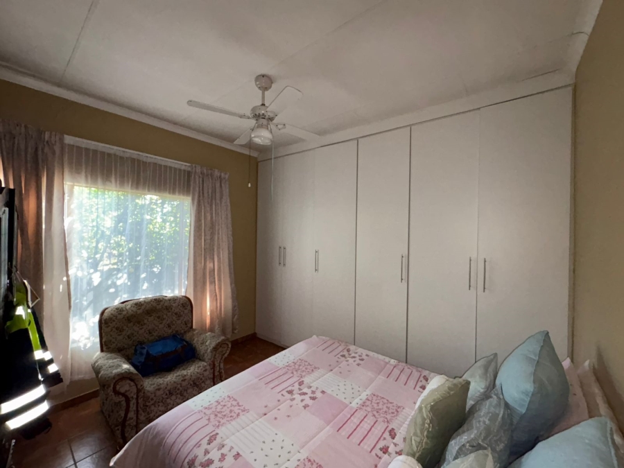 4 Bedroom Property for Sale in Safari Gardens North West